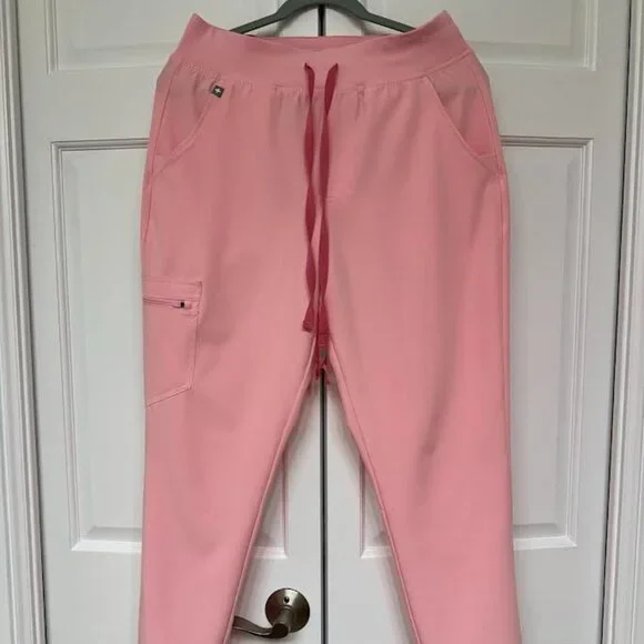 FIGS Fight Club Pink Scrub Set Rare Discontinued Color Size Small - Picture 7 of 10